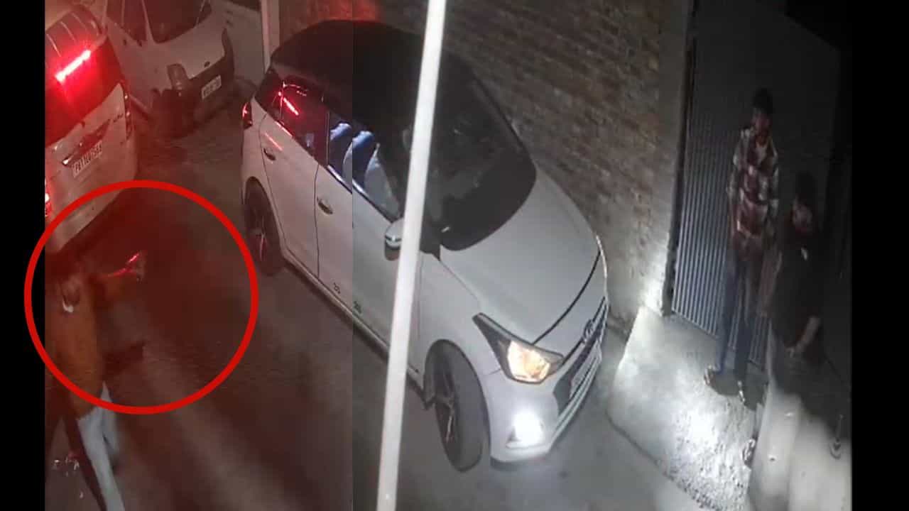 ਅੰਮ੍ਰਿਤਸਰ: ਪੁਰਾਣੀ ਰੰਜਿਸ਼ ਦੇ ਚਲਦੇ ਛੇਹਰਟਾ ਚ ਚਲੀ ਗੋਲੀ, ਇੱਕ ਨੌਜਵਾਨ ਜ਼ਖ਼ਮੀ, ਸੀਸੀਟੀਵੀ ਚ ਘਟਨਾ ਕੈਦ ਅੰਮ੍ਰਿਤਸਰ: ਪੁਰਾਣੀ ਰੰਜਿਸ਼ ਦੇ ਚਲਦੇ ਛੇਹਰਟਾ ਚ ਚਲੀ ਗੋਲੀ, ਇੱਕ ਨੌਜਵਾਨ ਜ਼ਖ਼ਮੀ, ਸੀਸੀਟੀਵੀ ਚ ਘਟਨਾ ਕੈਦ