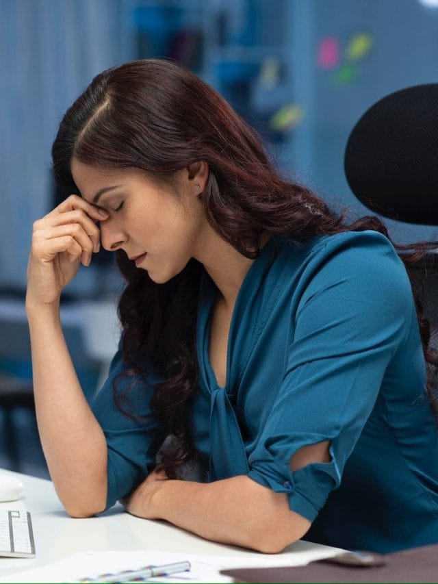 ਲਗਾਤਾਰ ਥਕਾਵਟ ਤੇ ਨੀਂਦ ਨਾ ਆਉਣਾ ਕਿਹੜੇ ਵਿਟਾਮਿਨ ਦੀ ਕਮੀ ਦੀ ਨਿਸ਼ਾਨੀ?