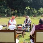 ਪੀਐਮ ਮੋਦੀ ਨੂੰ ਮਿਲਣ ਪਹੁੰਚੇ ਡੇਰਾ ਬੱਲਾਂ ਦੇ ਸੰਤ, ਪ੍ਰਕਾਸ਼ ਪੁਰਬ ਸਮਾਗਮ ‘ਚ ਸ਼ਾਮਲ ਹੋਣ ਦਾ ਦਿੱਤਾ ਸੱਦਾ