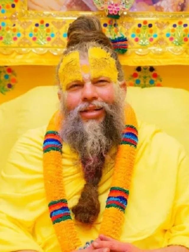 ਮੰਦਿਰ ਜਾਂਦੇ ਸਮੇਂ ਕਿੰਨ੍ਹਾਂ ਗੱਲਾਂ ਦਾ ਧਿਆਨ ਰੱਖਣਾ ਚਾਹੀਦਾ ਹੈ। ਪ੍ਰੇਮਾਨੰਦ ਮਹਾਰਾਜ ਨੇ ਦੱਸੀਆ