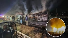 ਟਰੱਕ ਨਾਲ ਟਕਰਾਉਣ ਤੋਂ ਬਾਅਦ ਸਲੀਪਰ ਬੱਸ ਬਣੀ ਅੱਗ ਦਾ ਗੋਲਾ, 9 ਲੋਕ ਜ਼ਿੰਦਾ ਸੜੇ