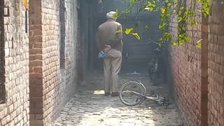 ਅੰਮ੍ਰਿਤਸਰ ਕੋਟ ਖਾਲਸਾ ‘ਚ ਨਾਬਾਲਿਗ ਲੜਕੀ ਦਾ ਕਤਲ, ਸੌਤੇਲਾ ਪਿਉ ਰੱਖਦਾ ਦੀ ਬੁਰੀ ਨਜ਼ਰ; ਲੱਕੜੀ ਨਾਲ ਕੀਤਾ ਕਤਲ