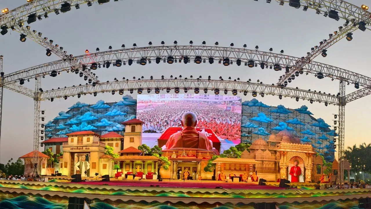 ਸਾਬਰਮਤੀ ਰਿਵਰਫ੍ਰੰਟ 'ਤੇ ਮਨਾਇਆ ਗਿਆ BAPS ਦਾ ਅੰਮ੍ਰਿਤ ਮਹੋਤਸਵ, ਸ਼ਾਹ ਰਹੇ ਮੌਜੂਦ