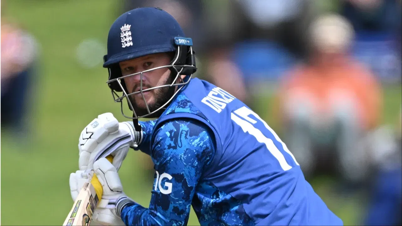 ਬੇਨ ਡਕੇਟ - ਇੰਗਲੈਂਡ ਦੇ ਇਸ ਵਿਕਟਕੀਪਰ-ਬੱਲੇਬਾਜ਼ ਨੇ IPL 2026 ਦੀ ਨਿਲਾਮੀ ਵਿੱਚ ਆਪਣੀ ਬੇਸ ਪ੍ਰਾਈਸ ₹2 ਕਰੋੜ ਰੱਖੀ ਸੀ। ਅਤੇ ਇਹੀ ਉਸਨੂੰ ਮਿਲਿਆ। Ben Duckett ਨੂੰ ਦਿੱਲੀ ਕੈਪੀਟਲਜ਼ ਨੇ ਆਪਣੀ ਬੇਸ ਪ੍ਰਾਈਸ 'ਤੇ ਖਰੀਦਿਆ। (ਫੋਟੋ: ਪੀਟੀਆਈ)