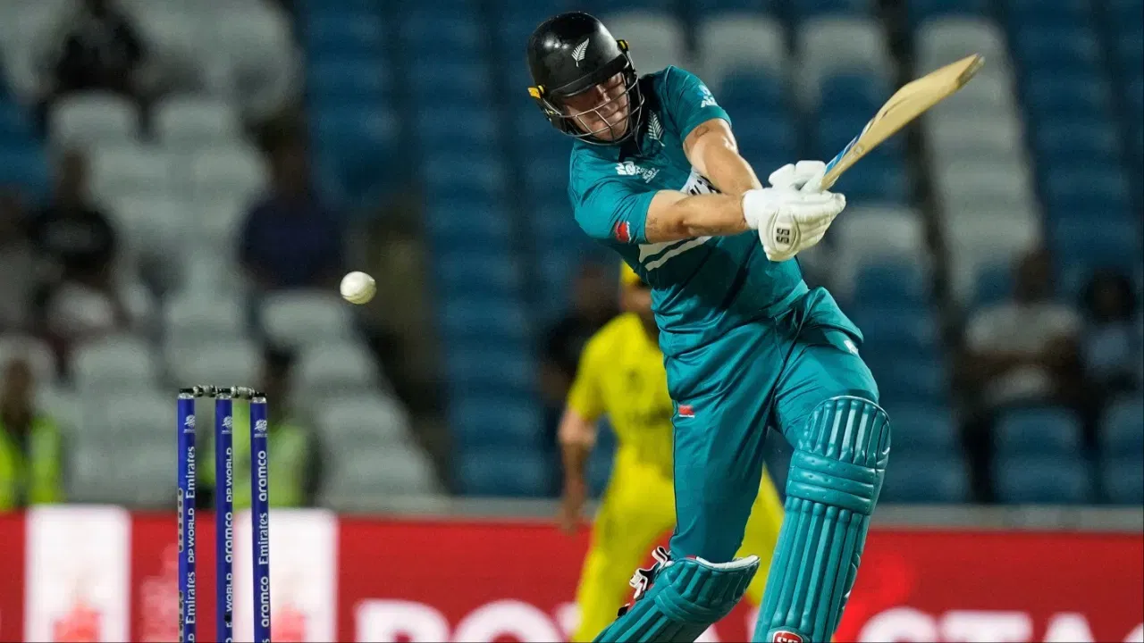 ਫਿਨ ਐਲਨ - ਨਿਊਜ਼ੀਲੈਂਡ ਦੇ ਇਸ ਖਿਡਾਰੀ ਨੇ ਆਈਪੀਐਲ 2026 ਦੀ ਨਿਲਾਮੀ ਲਈ ਆਪਣੀ ਬੇਸ ਪ੍ਰਾਈਜ਼ ₹2 ਕਰੋੜ (ਲਗਭਗ $20 ਮਿਲੀਅਨ) ਰੱਖੀ ਸੀ। ਅਤੇ ਉਨ੍ਹਾਂ ਨੂੰ ਕੇਕੇਆਰ ਨੇ ਉਸੇ ਕੀਮਤ 'ਤੇ ਸਾਈਨ ਕੀਤਾ। (ਫੋਟੋ: ਪੀਟੀਆਈ)