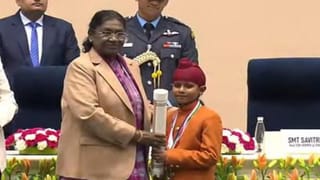 ‘ਛੋਟੇ ਸਿਪਾਹੀ’ ਸ਼ਰਵਣ ਨੂੰ ‘ਰਾਸ਼ਟਰੀ ਬਾਲ ਪੁਰਸਕਾਰ’, ਦਿੱਲੀ ਵਿਖੇ ਰਾਸ਼ਟਰਪਤੀ ਨੇ ਕੀਤਾ ਸਨਮਾਨਿਤ; ਆਪ੍ਰੇਸ਼ਨ ਸਿੰਦੂਰ ਦੌਰਾਨ ਕੀਤੀ ਸੀ ਨਿਰਸਵਾਰਥ ਸੇਵਾ