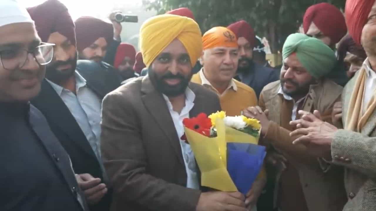 328 ਸਰੂਪਾਂ ਨੂੰ ਲੈ ਕੇ CM ਮਾਨ ਦਾ ਵੱਡਾ ਐਲਾਨ, ਕਿਹਾ- ਬੰਗਾ ਤੋਂ 169 ਪਾਵਨ ਸਰੂਪ ਲੱਭੇ