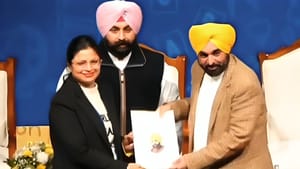 CM ਨੇ 606 ਕਰਮਚਾਰੀਆਂ ਨੂੰ ਵੰਡੇ ਨਿਯੁਕਤੀ ਪੱਤਰ, ਭਰਤੀ ਲਈ ਬਣਾਇਆ ਵਿਸ਼ੇਸ਼ ਕਾਡਰ CM ਨੇ 606 ਕਰਮਚਾਰੀਆਂ ਨੂੰ ਵੰਡੇ ਨਿਯੁਕਤੀ ਪੱਤਰ, ਭਰਤੀ ਲਈ ਬਣਾਇਆ ਵਿਸ਼ੇਸ਼ ਕਾਡਰ