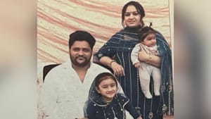 ਫਿਰੋਜ਼ਪੁਰ: ਸੈਲੂਨ ਮਾਲਕ ਨੇ 2 ਧੀਆਂ ਤੇ ਪਤਨੀ ਨੂੰ ਗੋਲੀ ਮਾਰ ਕੇ ਲੈ ਲਈ ਆਪਣੀ ਜਾਨ ਫਿਰੋਜ਼ਪੁਰ: ਸੈਲੂਨ ਮਾਲਕ ਨੇ 2 ਧੀਆਂ ਤੇ ਪਤਨੀ ਨੂੰ ਗੋਲੀ ਮਾਰ ਕੇ ਲੈ ਲਈ ਆਪਣੀ ਜਾਨ