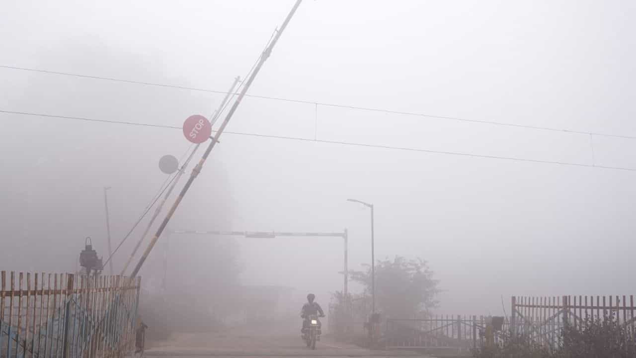 ਪੰਜਾਬ ਚ ਧੁੰਦ ਤੇ ਸ਼ੀਤ ਲਹਿਰ ਲਈ ਔਰੇਂਜ ਅਲਰਟ: ਠੰਢੀਆਂ ਹਵਾਵਾਂ ਵੀ ਚੱਲਣਗੀਆਂ, ਅੰਮ੍ਰਿਤਸਰ ਵਿੱਚ ਜ਼ੀਰੋ ਵਿਜੀਬਿਲਟੀ