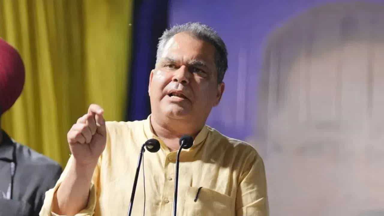 ਪੰਜਾਬ ਚ 1003 ਕਰੋੜ ਰੁਪਏ ਦਾ ਵੱਡਾ ਨਿਵੇਸ਼, ਵਿਸ਼ੇਸ਼ ਸਟੀਲ ਪਲਾਂਟ ਤੋਂ 920 ਤੋਂ ਵੱਧ ਨੌਕਰੀਆਂ ਪੰਜਾਬ ਚ 1003 ਕਰੋੜ ਰੁਪਏ ਦਾ ਵੱਡਾ ਨਿਵੇਸ਼, ਵਿਸ਼ੇਸ਼ ਸਟੀਲ ਪਲਾਂਟ ਤੋਂ 920 ਤੋਂ ਵੱਧ ਨੌਕਰੀਆਂ