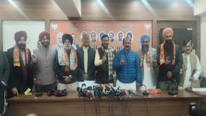 ਪੰਜਾਬ 'ਚ ਭਾਜਪਾ ਵਧਾ ਰਹੀ ਤਾਕਤ, Ex-OSD ਸਮੇਤ 4 ਸੀਨੀਅਰ ਆਗੂ ਪਾਰਟੀ 'ਚ ਸ਼ਾਮਲ