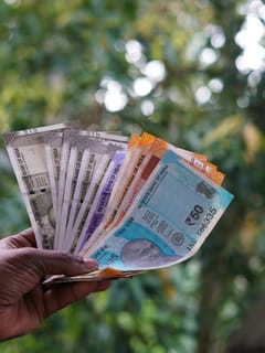 ਸਿਰਫ਼ 4% ਵਿਆਜ ‘ਤੇ ਲੋਨ! ਜਾਣੋ ਕੌਣ ਲੈ ਸਕਦਾ ਹੈ ਅਤੇ ਕਿਵੇਂ ਕਰੀਏ ਅਪਲਾਈ...