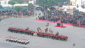 Beating The Retreat: ਬੀਟਿੰਗ ਰੀਟ੍ਰੀਟ ਸੈਰੇਮਨੀ ਵਿੱਚ ਤਿੰਨਾਂ ਫੌਜਾਂ ਦੇ ਬੈਂਡ ਨੇ ਜਿੱਤੇ ਦਿਲ, ਪੀਐਮ ਮੋਦੀ ਸ਼ੇਅਰ ਕੀਤਾ VIDEO