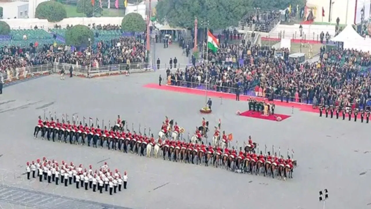 Beating The Retreat: ਬੀਟਿੰਗ ਰੀਟ੍ਰੀਟ ਸੈਰੇਮਨੀ ਵਿੱਚ ਤਿੰਨਾਂ ਫੌਜਾਂ ਦੇ ਬੈਂਡ ਨੇ ਜਿੱਤੇ ਦਿਲ, ਪੀਐਮ ਮੋਦੀ ਸ਼ੇਅਰ ਕੀਤਾ VIDEO