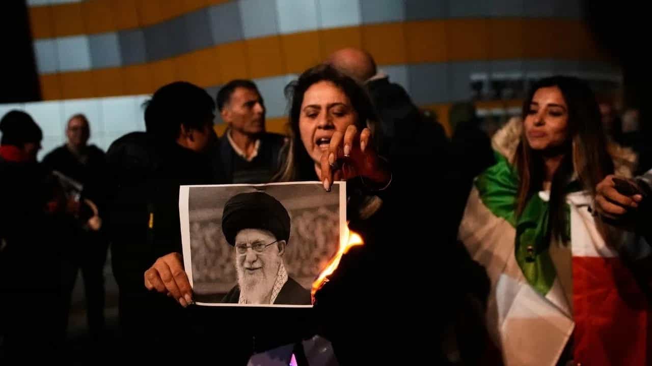 ਬਗਾਵਤ, ਤਣਾਅ, ਅਤੇ ਜੰਗ ਦੀ ਦਸਤਕ... ਈਰਾਨ ਵਿੱਚ ਫਸੇ ਭਾਰਤੀਆਂ ਨੂੰ ਕੱਢਣ ਦੀ ਤਿਆਰੀ, ਸ਼ੁਰੂ ਹੋਵੇਗਾ ਵੱਡਾ ਆਪ੍ਰੇਸ਼ਨ