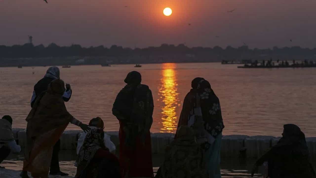 ਅੱਜ ਅਤੇ ਕੱਲ੍ਹ ਵੱਖ-ਵੱਖ ਕਿਉਂ ਮਨਾਈ ਜਾ ਰਹੀ ਮਕਰ ਸੰਕ੍ਰਾਂਤੀ? ਇੱਥੇ ਜਾਣੋ