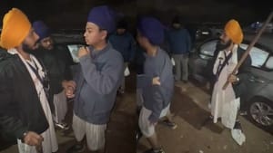 ਨਵੇਂ ਸਾਲ ਮੌਕੇ ਨਕਲੀ ਨਿਹੰਗ ਸ੍ਰੀ ਹਰਿਮੰਦਰ ਸਾਹਿਬ ਕਰ ਰਹੇ ਸੀ ਚੋਰੀਆਂ,ਕੀਤਾ ਕਾਬੂ