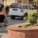 ਸ੍ਰੀ ਹਰਿਮੰਦਰ ਸਾਹਿਬ ‘ਚ ਪੁਲਿਸ ਦੀ ਕਾਰਵਾਈ ‘ਤੇ ਭੜਕੀ SGPC, 2 ਮੁਲਾਜ਼ਮਾਂ ਨੂੰ ਕਮਰੇ ‘ਚ ਕੀਤਾ ਬੰਦ; ਜਾਣੋ ਕੀ ਹੈ ਪੂਰਾ ਮਾਮਲਾ