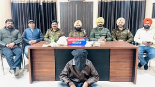 ਫਿਰੋਜ਼ਪੁਰ ਕਾਊਂਟਰ ਇੰਟੈਲੀਜੈਂਸ ਵੱਲੋਂ ਇੱਕ ਤਸਕਰ ਕਾਬੂ, 1 ਕਿਲੋ 736 ਗ੍ਰਾਮ ਹੈਰੋਇਨ ਤੇ ਦੋ ਗਲੌਕ ਪਿਸਤੌਲ ਬਰਾਮਦ