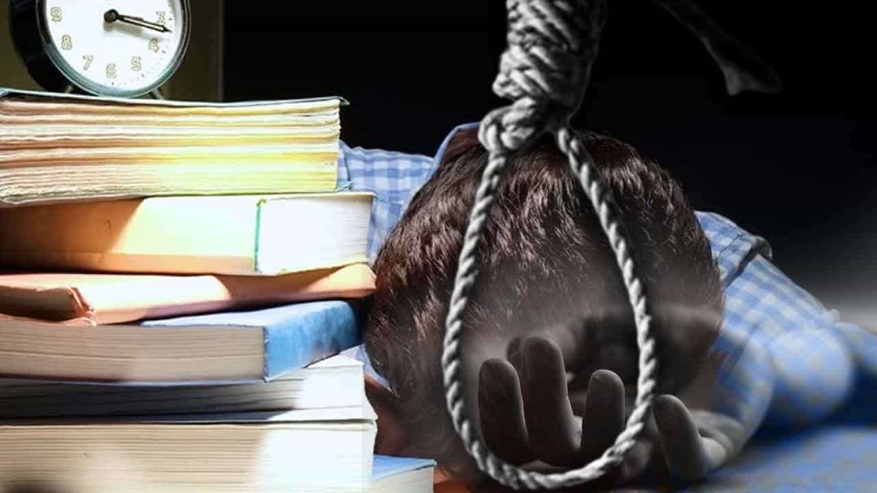 ਲੁਧਿਆਣਾ ਚ ਨੌਜਵਾਨ ਨੇ ਫਾਹਾ ਲਾ ਕੇ ਕੀਤੀ ਖੁਦਕੁਸ਼ੀ, ਪ੍ਰੇਮ ਸਬੰਧਾਂ ਦੇ ਮਾਮਲੇ ਤਹਿਤ ਪੁਲਿਸ ਕਰ ਰਹੀ ਜਾਂਚ ਲੁਧਿਆਣਾ ਚ ਨੌਜਵਾਨ ਨੇ ਫਾਹਾ ਲਾ ਕੇ ਕੀਤੀ ਖੁਦਕੁਸ਼ੀ, ਪ੍ਰੇਮ ਸਬੰਧਾਂ ਦੇ ਮਾਮਲੇ ਤਹਿਤ ਪੁਲਿਸ ਕਰ ਰਹੀ ਜਾਂਚ