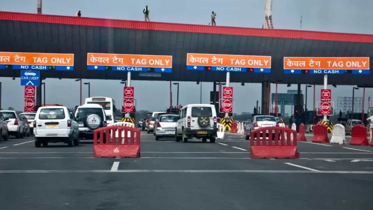 1 ਅਪ੍ਰੈਲ ਤੋਂ ਟੋਲ ਪਲਾਜ਼ਾ ਤੇ ਬੰਦ ਹੋ ਸਕਦੀ ਹੈ ਕੈਸ਼ ਪੇਮੈਂਟ, ਇਸ ਤਰ੍ਹਾਂ ਕਰ ਸਕੋਗੇ ਭੁਗਤਾਨ 1 ਅਪ੍ਰੈਲ ਤੋਂ ਟੋਲ ਪਲਾਜ਼ਾ ਤੇ ਬੰਦ ਹੋ ਸਕਦੀ ਹੈ ਕੈਸ਼ ਪੇਮੈਂਟ, ਇਸ ਤਰ੍ਹਾਂ ਕਰ ਸਕੋਗੇ ਭੁਗਤਾਨ