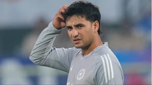 Abhishek Sharma: ਟੀਮ ਇੰਡੀਆ ਲਈ ਬੁਰੀ ਖ਼ਬਰ, ਅਭਿਸ਼ੇਕ ਸ਼ਰਮਾ ਹਸਪਤਾਲ 'ਚ ਦਾਖਲ