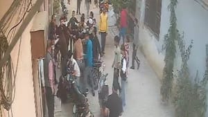 ਜਲੰਧਰ: ਅਵਾਰਾ ਕੁੱਤਿਆਂ ਨੂੰ ਲੈ ਕੇ ਦੋ ਧਿਰਾਂ 'ਚ ਝੜਪ, CCTV 'ਚ ਕੈਦ ਹੋਈ ਘਟਨਾ ਜਲੰਧਰ: ਅਵਾਰਾ ਕੁੱਤਿਆਂ ਨੂੰ ਲੈ ਕੇ ਦੋ ਧਿਰਾਂ 'ਚ ਝੜਪ, CCTV 'ਚ ਕੈਦ ਹੋਈ ਘਟਨਾ