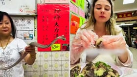 OMG: ਇੱਥੇ ਪਰੋਸਿਆ ਜਾਂਦਾ ਹੈ ਜ਼ਹਿਰੀਲਾ ਕੋਬਰਾ, VIDEO ਵੇਖ ਕੇ ਆ ਜਾਵੇਗੀ ਉਲਟੀ