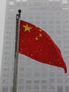 ਚੀਨ ਦੇ ਝੰਡੇ ਵਿੱਚ ਲਾਲ ਰੰਗ ਅਤੇ 5 ਪੀਲੇ ਸਿਤਾਰਿਆਂ ਦਾ ਕੀ ਮਤਲਬ ਹੈ?