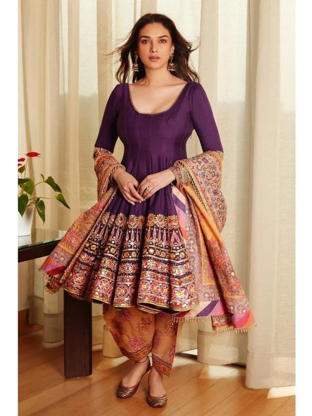 ਹੋਲੀ ‘ਤੇ ਦਿਖਣਾ ਹੈ ਰਾਇਲ? ਕਾਪੀ ਕਰੋ ਅਦਿਤੀ ਰਾਓ ਹੈਦਰੀ ਦੇ ਇਹ ਸ਼ਾਨਦਾਰ ਸੂਟ ਲੁੱਕਸ