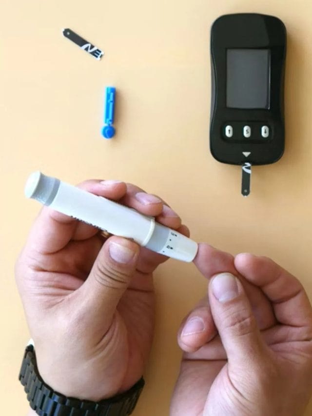 ਸ਼ੂਗਰ ਲੈਵਲ ਨੂੰ ਕੰਟਰੋਲ ਕਰਨ ਲਈ ਅਪਣਾਓ ਇਹ ਟਿਪਸ