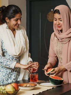 ਸ਼ਾਮੀ ਕਬਾਬ ਤੋਂ ਕਟਲੇਟ ਤੱਕ… ਇਫ਼ਤਾਰ ਲਈ ਫ੍ਰੀਜ਼ ਕਰੋ ਇਹ 5 ਚੀਜ਼ਾਂ...