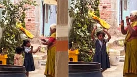 Viral Video: 75 ਸਾਲਾ ਦਾਦੀ ਨੂੰ ਪੋਤੀ ਨੇ ਸਿਖਾਇਆ ਡਾਂਸ, ਇਹ ਵੀਡੀਓ ਦੇਖ ਕੇ ਪੱਕਾ ਬਣ ਜਾਵੇਗਾ ਤੁਹਾਡਾ ਦਿਨ...