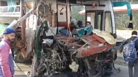 ਹੁਸ਼ਿਆਰਪੁਰ ਹਾਦਸਾ: ਬੱਸ ਤੇ ਟਰੱਕ ਦੀ ਜ਼ਬਰਦਸਤ ਟੱਕਰ, 4 ਜਣੇ ਹੋਏ ਜ਼ਖਮੀ