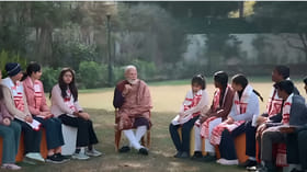 PM ਦੀ ‘ਪਰੀਖਿਆ ਪੇ ਚਰਚਾ’ ‘ਚ ਪਹੁੰਚੀ ਚੰਡੀਗੜ੍ਹ ਦੀ ਅਨਨਿਆ ਨੇ AI ਨੂੰ ਦੱਸਿਆ ਆਪਣਾ ਪਸੰਦੀਦਾ, ਮੋਦੀ ਬੋਲੇ – ‘ਇਹ ਸਿਰਫ਼ ਮਦਦ ਹੈ, ਮੰਜ਼ਿਲ ਨਹੀਂ’...