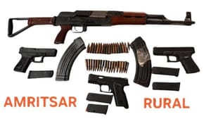 ਅੰਮ੍ਰਿਤਸਰ: ISI ਮਾਡਿਊਲ ਦਾ ਪਰਦਾਫਾਸ਼, AK-47 ਤੇ ਪਿਸਤੌਲਾਂ ਸਣੇ 2 ਕਾਬੂ