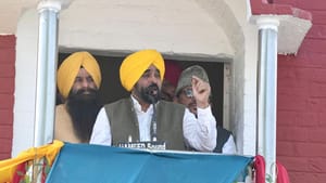 ਈਦ ਮੌਕੇ ਮਲੇਰਕੋਟਲਾ ਪਹੁੰਚੇ CM ਮਾਨ, ਵਧਾਈ ਦਿੰਦਿਆਂ ਮੈਡੀਕਲ ਕਾਲਜ ਦਾ ਕੀਤਾ ਐਲਾਨ ਈਦ ਮੌਕੇ ਮਲੇਰਕੋਟਲਾ ਪਹੁੰਚੇ CM ਮਾਨ, ਵਧਾਈ ਦਿੰਦਿਆਂ ਮੈਡੀਕਲ ਕਾਲਜ ਦਾ ਕੀਤਾ ਐਲਾਨ