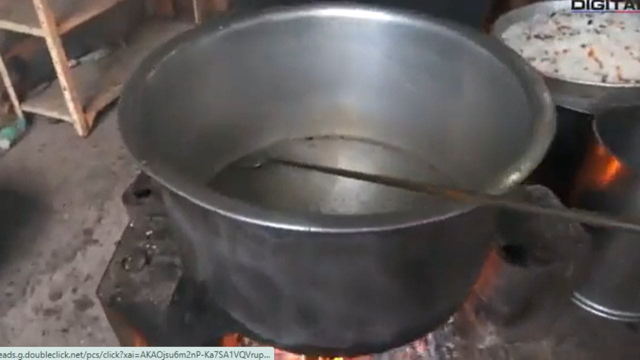 LPG Crises: ਮੁੰਬਈ ਵਿੱਚ LPG ਸੰਕਟ ਵਿਚਕਾਰ ਦੇਸੀ ਚੁਲ੍ਹੇ 'ਤੇ ਖਾਣਾ ਬਣਾਉਣ ਨੂੰ ਮਜਬੂਰ ਹੋਟਲ ਇੰਡਸਟਰੀ