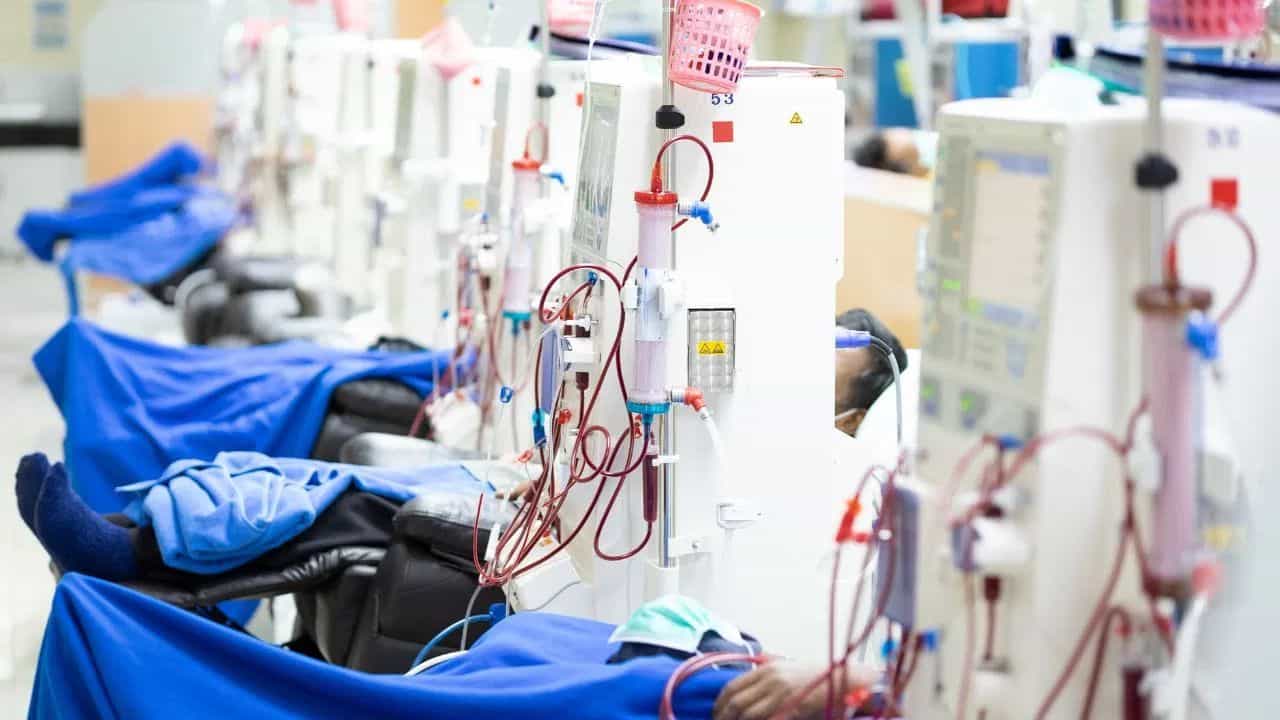 ਕੀ ਇੱਕ ਵਾਰ ਡਾਇਲਸਿਸ ਸ਼ੁਰੂ ਹੋਣ ਤੋਂ ਬਾਅਦ ਕਦੇ ਬੰਦ ਨਹੀਂ ਹੁੰਦਾ? ਜਾਣੋ ਕੀ ਕਹਿੰਦੇ ਹਨ ਮਾਹਰ ਡਾਕਟਰ
