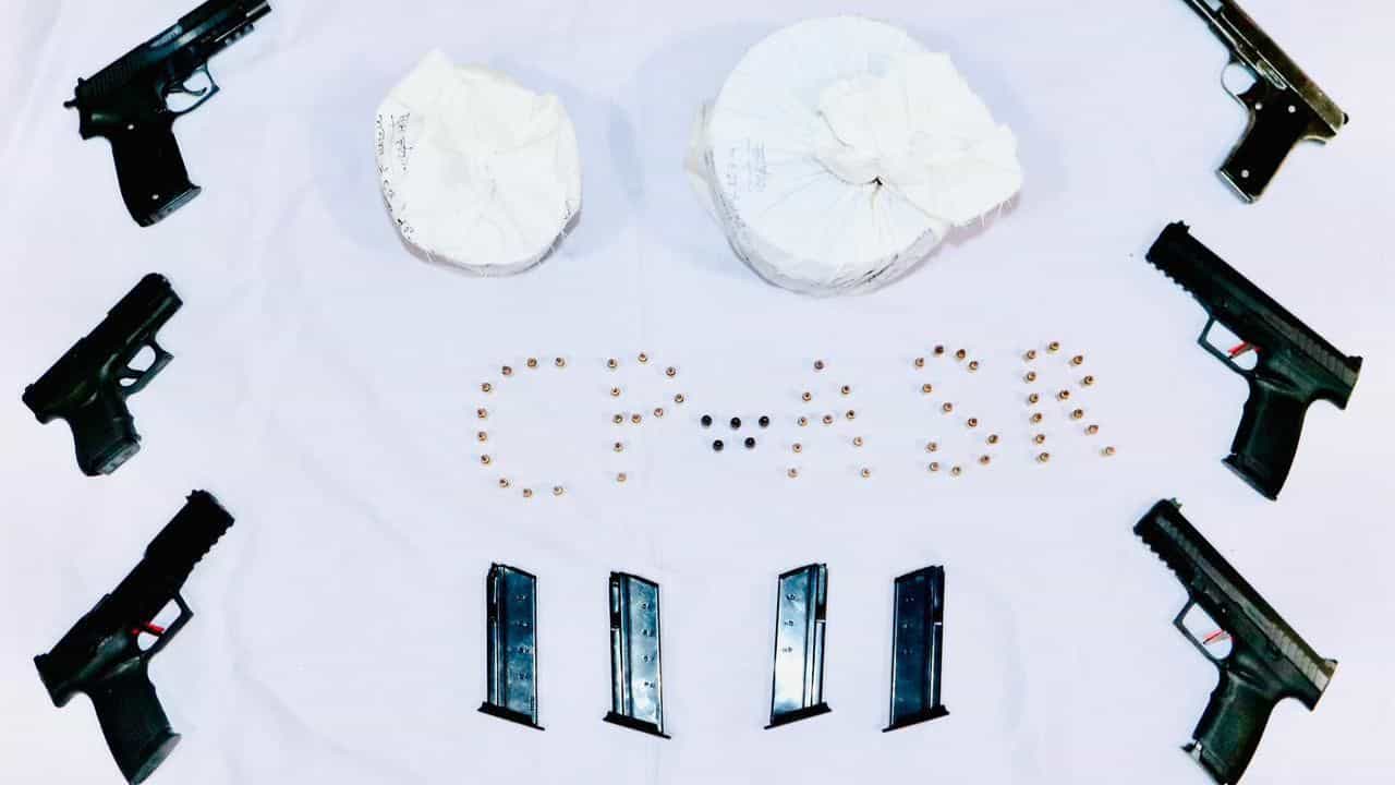 ਅੰਮ੍ਰਿਤਸਰ ਚ ਪਾਕਿਸਤਾਨੀ ISI ਦੇ ਨੈੱਟਵਰਕ ਦਾ ਪਰਦਾਫਾਸ਼; 6 ਤਸਕਰਾਂ ਕੋਲੋਂ ਮਿਲੀ ਹੈਰੋਇਨ ਤੇ ਖ਼ਤਰਨਾਕ ਹਥਿਆਰ