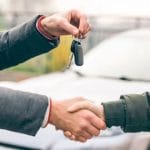 ਕਾਰ ਵੇਚਣ ਵੇਲੇ ਧੋਖਾਧੜੀ ਤੋਂ ਬਚੋ ਅਤੇ ਪਾਓ ਸਹੀ ਕੀਮਤ, ਜਾਣੋ ਕਿਉਂ ਅਧਿਕਾਰਤ ਡੀਲਰ ਹਨ ਸਭ ਤੋਂ ਸੁਰੱਖਿਅਤ