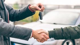 ਕਾਰ ਵੇਚਣ ਵੇਲੇ ਧੋਖਾਧੜੀ ਤੋਂ ਬਚੋ ਅਤੇ ਪਾਓ ਸਹੀ ਕੀਮਤ, ਜਾਣੋ ਕਿਉਂ ਅਧਿਕਾਰਤ ਡੀਲਰ ਹਨ ਸਭ ਤੋਂ ਸੁਰੱਖਿਅਤ...