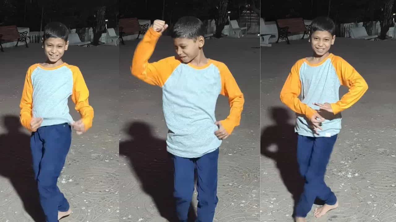 Viral Video: ਭੋਜਪੁਰੀ ਗਾਣੇ ਤੇ ਮੁੰਡੇ ਨੇ ਮਚਾਇਆ ਗ਼ਦਰ, ਅਜਿਹੀ ਲਚਕਾਈ ਕਮਰ ਕਿ ਦੇਖਣ ਵਾਲਿਆਂ ਦੇ ਉੱਡ ਗਏ ਹੋਸ਼ Viral Video: ਭੋਜਪੁਰੀ ਗਾਣੇ ਤੇ ਮੁੰਡੇ ਨੇ ਮਚਾਇਆ ਗ਼ਦਰ, ਅਜਿਹੀ ਲਚਕਾਈ ਕਮਰ ਕਿ ਦੇਖਣ ਵਾਲਿਆਂ ਦੇ ਉੱਡ ਗਏ ਹੋਸ਼