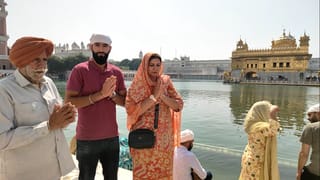 ਕੈਨੇਡੀਅਨ ਕ੍ਰਿਕਟ ਸਟਾਰ ਯੁਵਰਾਜ ਸਿੰਘ ਸਮਰਾ ਸੱਚਖੰਡ ਸ੍ਰੀ ਦਰਬਾਰ ਸਾਹਿਬ ਨਤਮਸਤਕ, ਵਰਲਡ ਕੱਪ ਦੀ ਸਫਲਤਾ ਲਈ ਕੀਤਾ ਸ਼ੁਕਰਾਨਾ