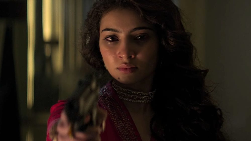 ਇੱਕ ਦਿਨ ਪਹਿਲਾਂ ਫਿਲਮ ਦੇਖਣ ਲਈ ਸਭ ਤੋਂ ਸਸਤੀ ਟਿਕਟ ਦੀ ਗੱਲ ਕਰੀਏ ਤਾਂ, ਬੁੱਕ ਮਾਈ ਸ਼ੋਅ ਦੇ ਅਨੁਸਾਰ, ਦਿੱਲੀ ਦੇ ਇੱਕ ਥੀਏਟਰ ਵਿੱਚ ਰਣਵੀਰ ਸਿੰਘ ਦੀ 'ਧੁਰੰਧਰ: ਦ ਰਿਵੈਂਜ' ਦੀ ਪੇਡ ਪ੍ਰੀਵਿਊ ਟਿਕਟ ਦੀ ਸਭ ਤੋਂ ਘੱਟ ਦਰ 350 ਰੁਪਏ ਹੈ।