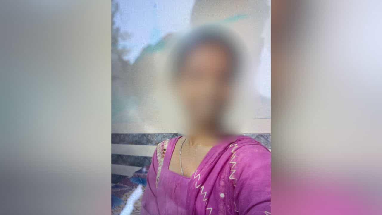 ਚੋਰੀ ਦਾ ਝੂਠਾ ਇਲਜ਼ਾਮ ਬਣਿਆ ਮੌਤ ਦਾ ਕਾਰਨ? ਜਲੰਧਰ ਦੇ ਸਕੂਲ ਚ ਵਿਦਿਆਰਥਣ ਨੇ ਫਾਹਾ ਲੈ ਕੇ ਦਿੱਤੀ ਜਾਨ