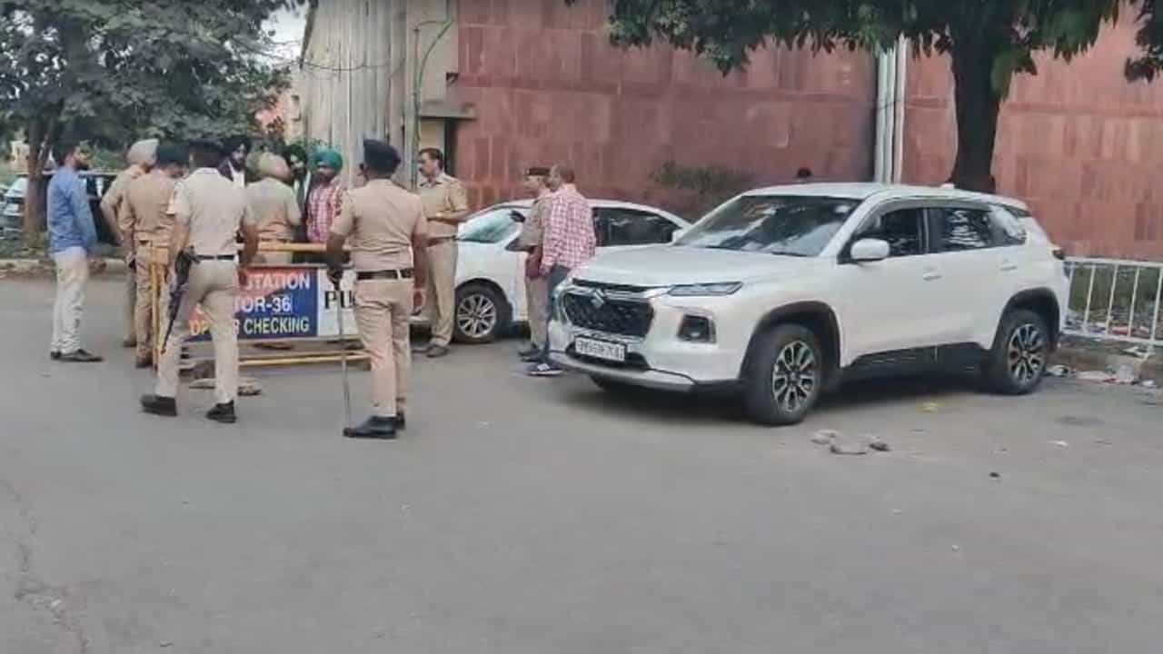 PU ਫਾਇਰਿੰਗ: ਬੰਬੀਹਾ ਗੈਂਗ ਨੇ ਲਈ ਘਟਨਾ ਦੀ ਜ਼ਿੰਮੇਵਾਰੀ, ਬੋਲੇ- ਜੋ ਲਾਰੈਂਸ ਨਾਲ ਚੱਲੇਗਾ, ਉਸ ਦਾ ਅੰਜਾਮ ਮੌਤ