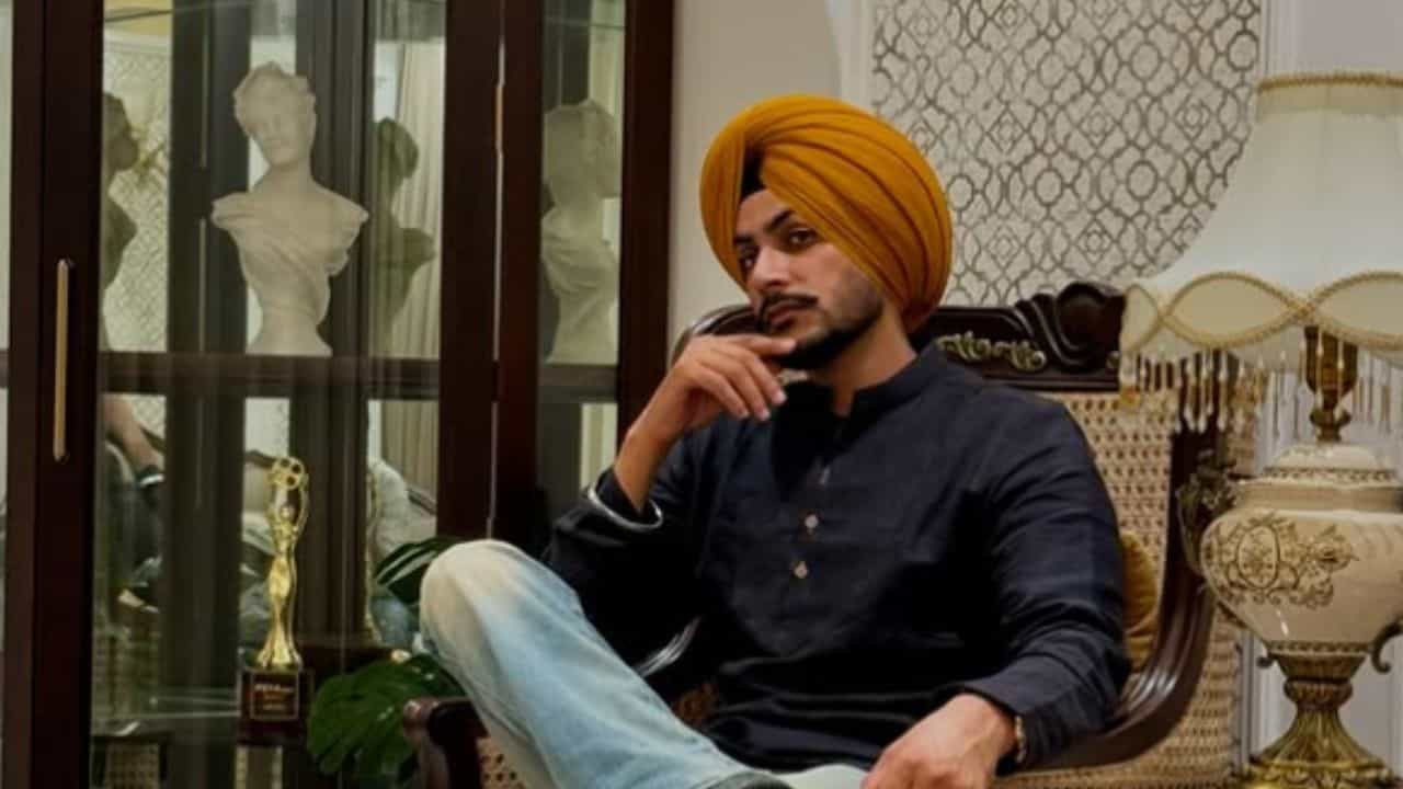 ਰਾਜਵੀਰ ਜਵੰਦਾ ਦੀ ਪਤਨੀ ਦਾ ਭਾਵੁਕ ਪੋਸਟ, ਲਿਖਿਆ ਬੱਚੇ ਅੱਜ ਵੀ ਦਰਵਾਜ਼ੇ ਵੱਲ ਦੇਖਦੇ ਨੇ ਪਾਪਾ ਦਾ ਇੰਤਜ਼ਾਰ ਕਰਦੇ ਨੇ