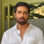 ਦੁਬਈ ‘ਚ ਫਸੇ ਲੋਕਾਂ ਦੀ ਮਦਦ ਲਈ ਅੱਗੇ ਆਏ ਸੋਨੂੰ ਸੂਦ, ਰਹਿਣ ਲਈ ਮੁਫ਼ਤ ‘ਚ ਮੁਹੱਈਆ ਕਰਵਾ ਰਹੇ ਜਗ੍ਹਾ